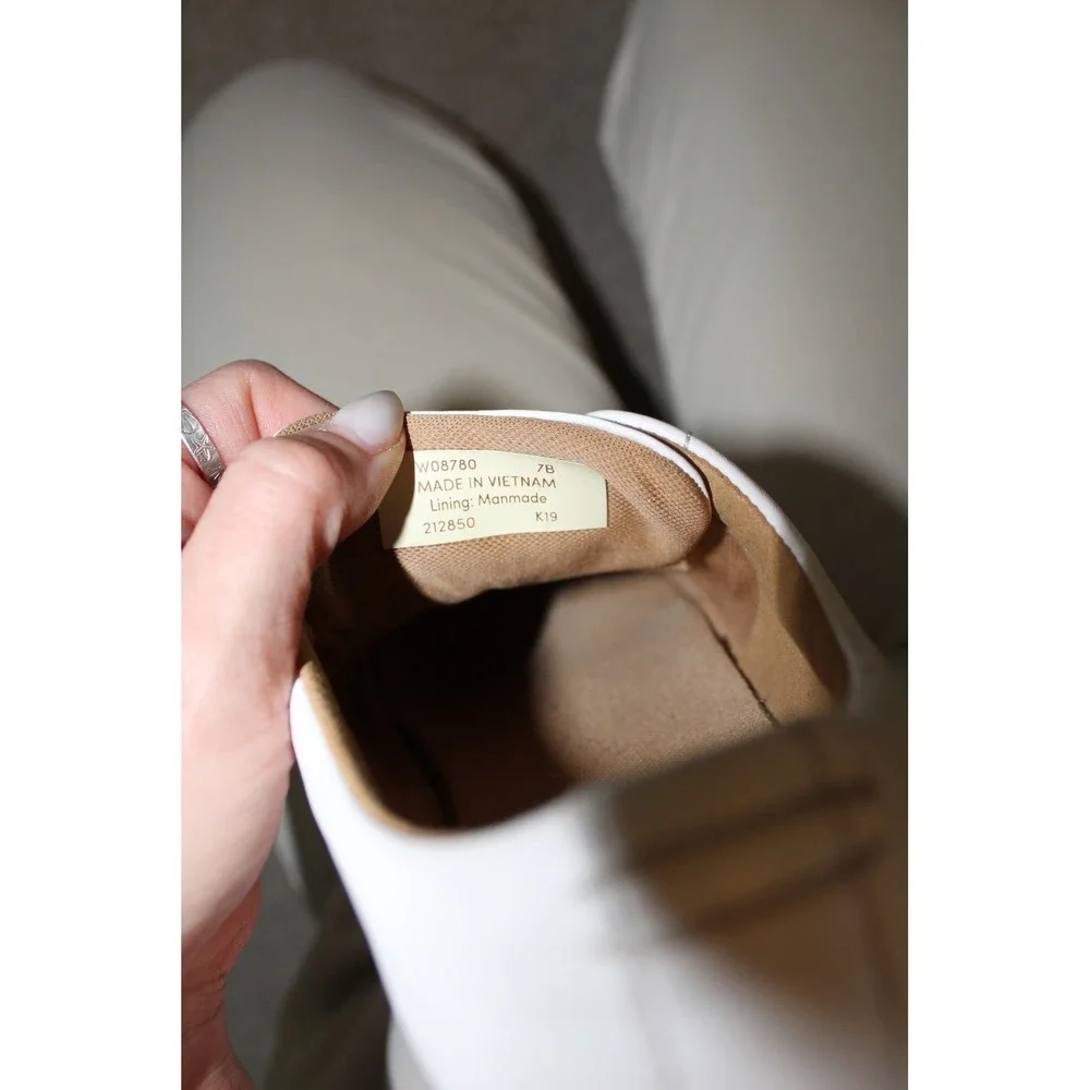 Cole‎ Haan Grand Crosscourt II White Leather Sneakers Women's 7B